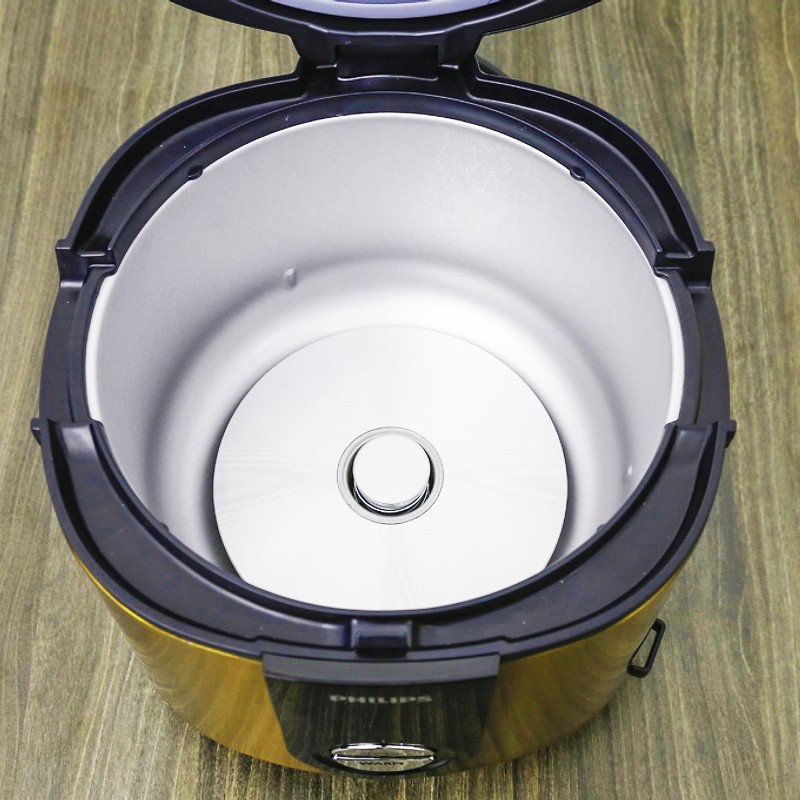 Nồi cơm điện 2L, công suất 650W Philips HD3132/68