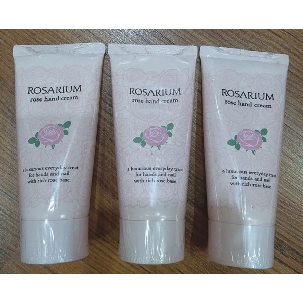 Kem dưỡng trắng, tăng cường độ ẩm, chống nhăn da tay cao cấp Shiseido Rosarium hand Cream Nhật bản