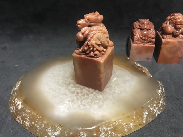 Ấn triện Long Châu