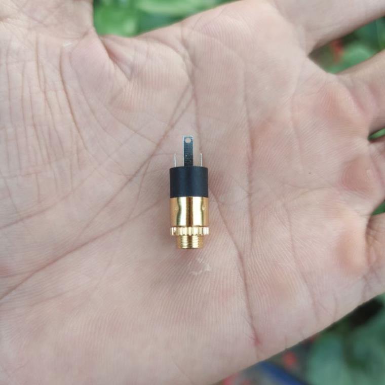 METASOUND : Giắc cắm audio 3,5mm AUX có đai ốc màu vàng