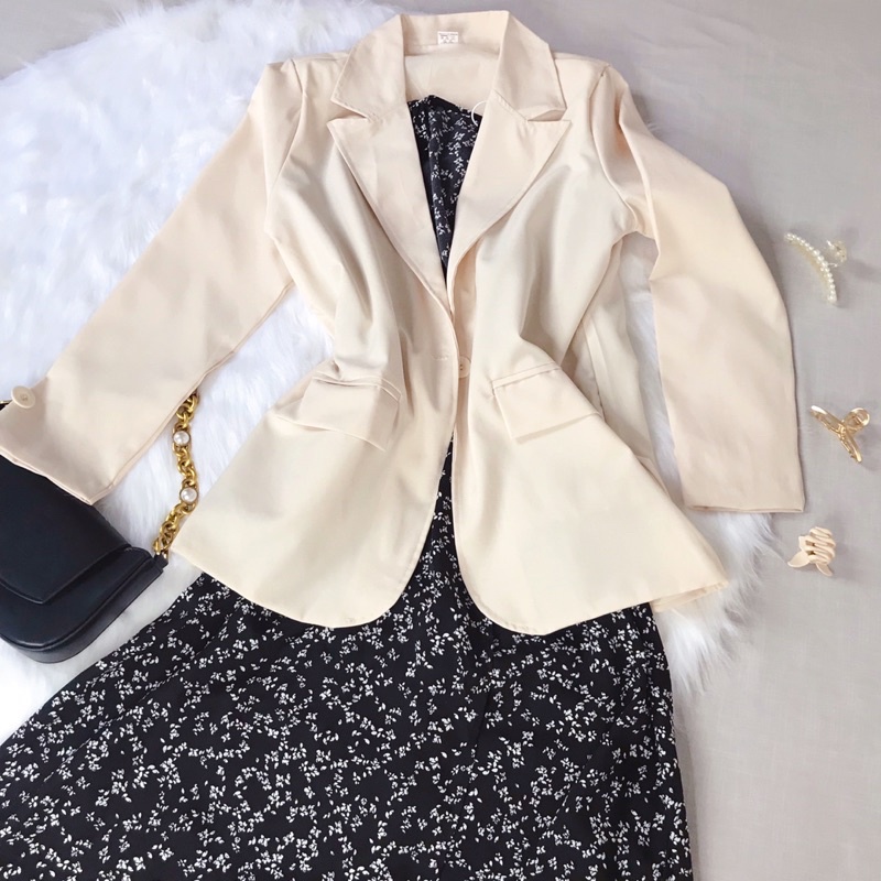 Áo blazer phong cách Hàn Quốc Julina cực xinh áo khoác thu đông trẻ trung đi làm đi chơi đi học màu be nhã nhặn | BigBuy360 - bigbuy360.vn