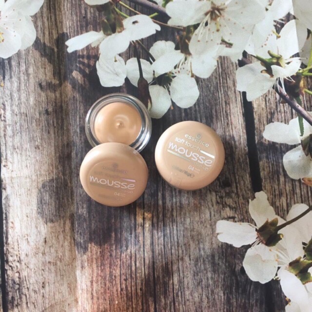 Phấn tươi Mouse Essence Đức tone 04- chính hãng mẫu mới