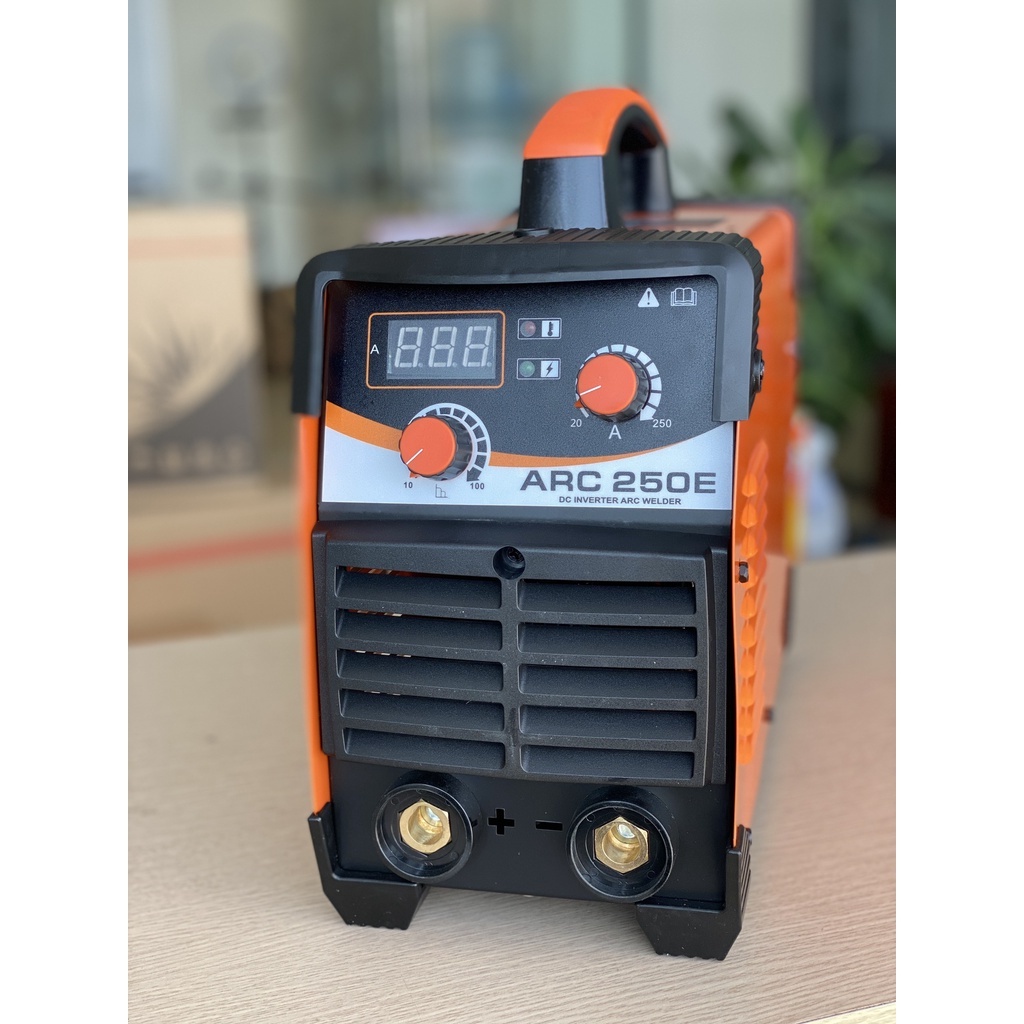 MÁY HÀN QUE ARC 250E
