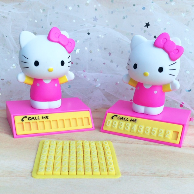 TRANG TRÍ BIỂN SỐ XE HƠI HELLO KITTY