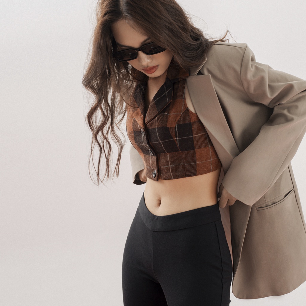 [Mã LT50 giảm 50K đơn 150K] TATICHU - Crop Waistcoat_ Áo Ghile caro nâu | BigBuy360 - bigbuy360.vn