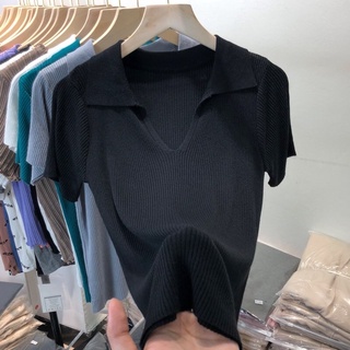 Áo Polo nữ cổ V