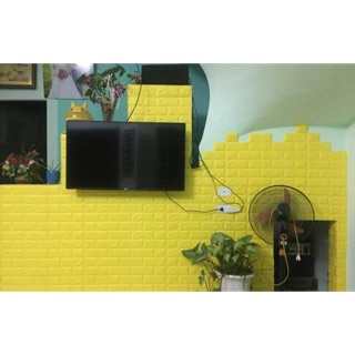 ( SHIP SIÊU RẺ ) xốp dán tường sẵn keo dán sẵn kt 70.77cm màu vàng tươi