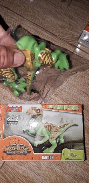 Lắp ráp 1 hộp LegoDinoSaurCentury  Khủng Long 77037