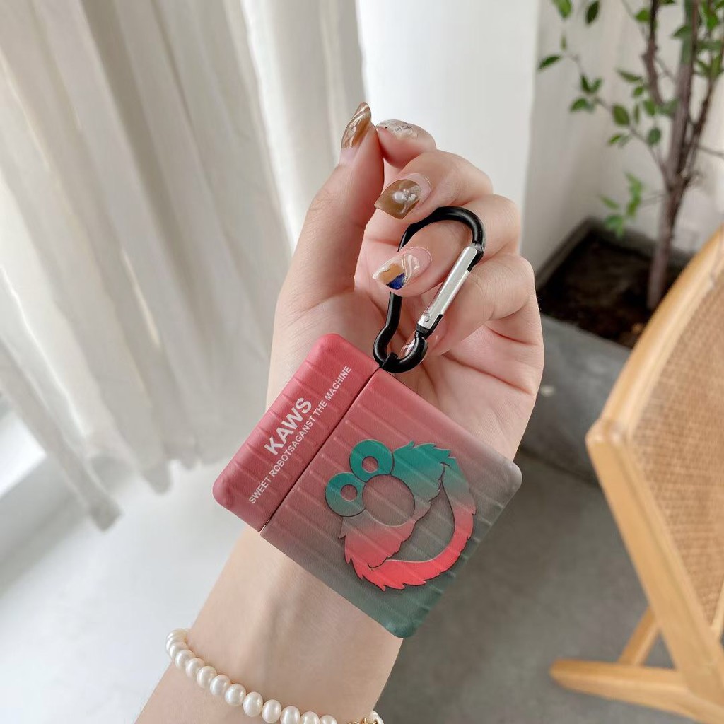 Vỏ Bảo Vệ Hộp Sạc Tai Nghe Airpods 1 / 2 / Pro Hình Kaws Sesame Street Màu Gradient Ốp | BigBuy360 - bigbuy360.vn