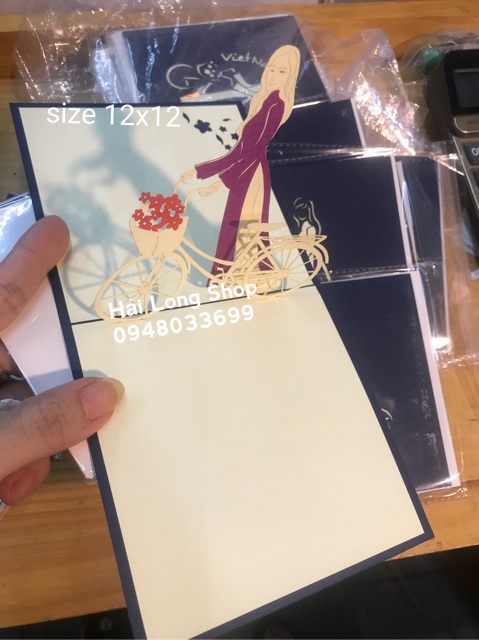 Cô Gái dắt xe  (2) - Girl - Thiệp 3D ( VN ) | BigBuy360 - bigbuy360.vn