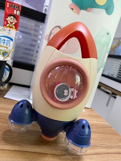 Đồ chơi nhà tẮm cho bé