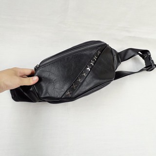 Túi đeo chéo thời trang chất liệu da cao cấp