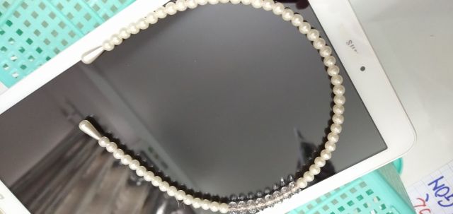 Cài tóc đính hạt