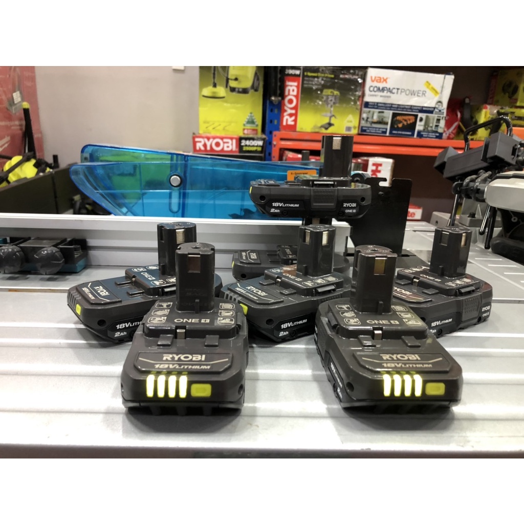 PIN RYOBI 18V ONE+  2AH RB1820C - TRÊN 95% - 3 THÁNG