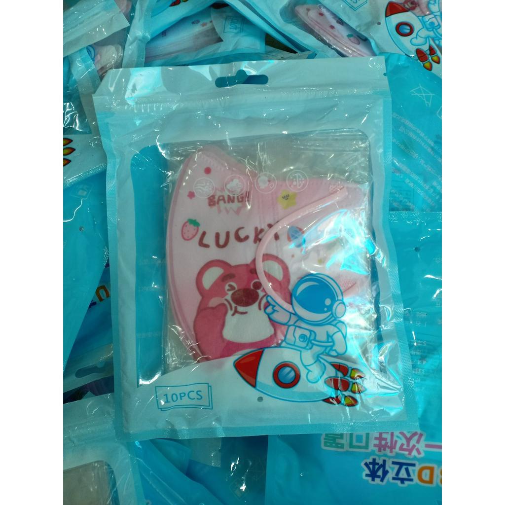 Set 10 Chiếc Khẩu Trang 5d Hình Gấu Gấu Dâu Lotso