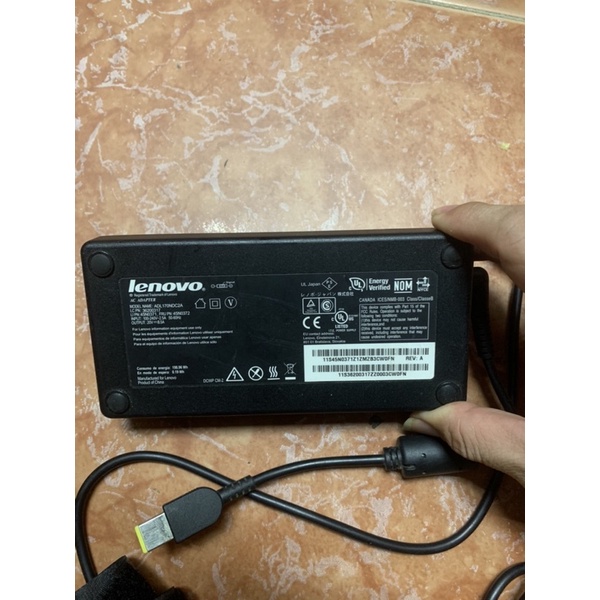 adapter sạc laptop lenovo thinkpad 170w đàu usb zin cũ 20v 8.5a