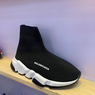 Giày  cao cổ đế đen trắng