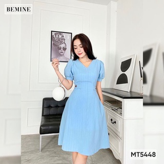 Đầm cổ V eo đính nút BEMINE MT5448XANH