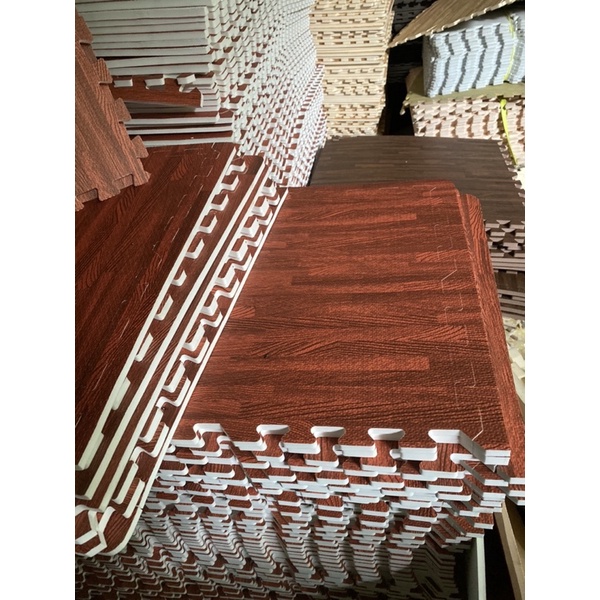 thảm lót sàn vân gỗ 60×60×1cm