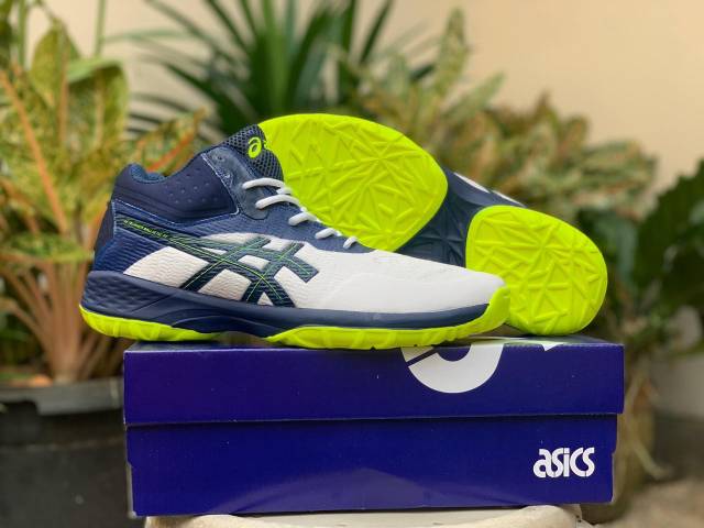 Giày Bóng Chuyền Asics Kiểu Dáng Thể Thao Năng Động