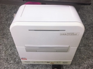 Máy rửa bát Panasonic Vip TM5