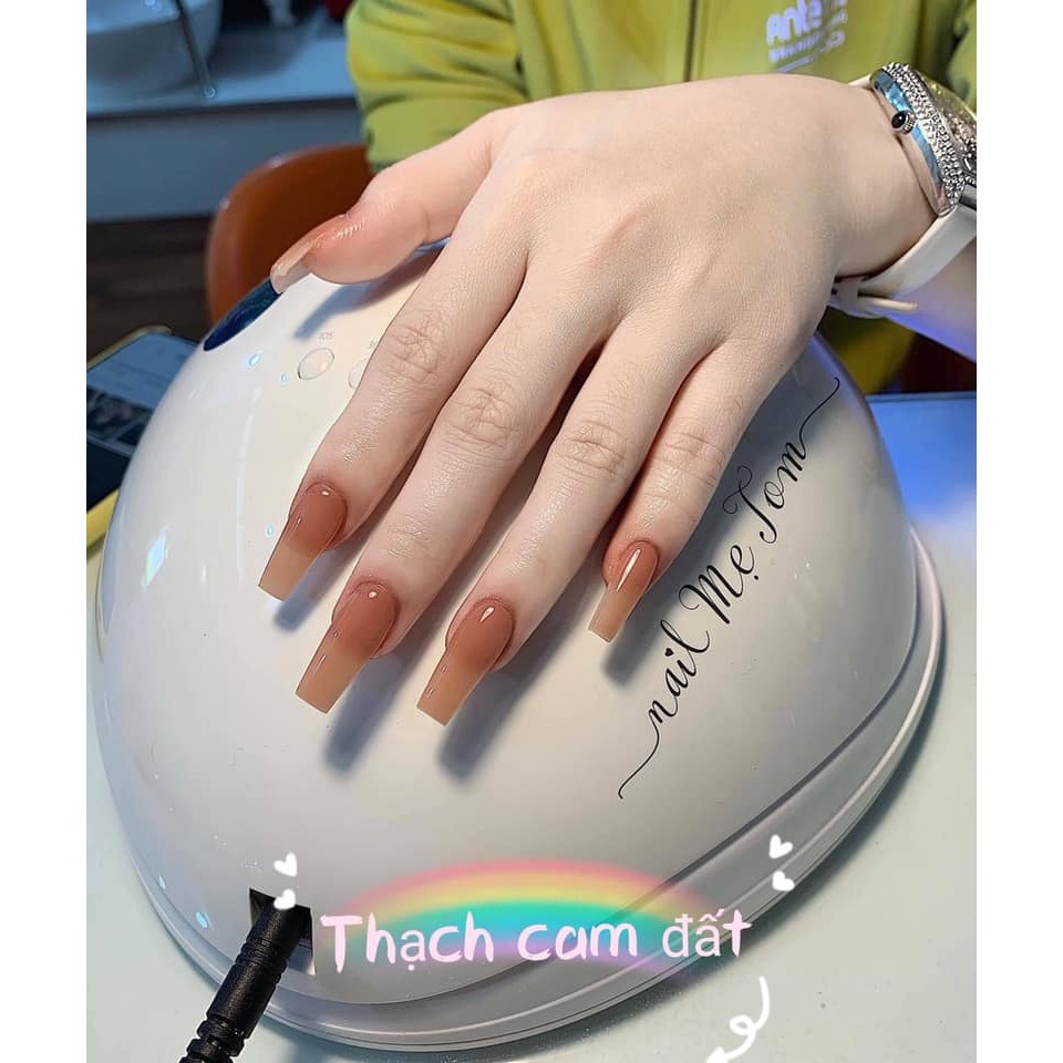 Sơn thạch cam đất Ouli màu sơn móng tay đẹp cho mọi lứa tuổi