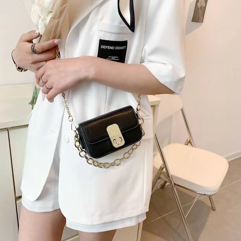 Túi xách nữ mini đeo chéo đẹp có quai xích khóa xoay dọc da mềm phong cách hiện đại CV5