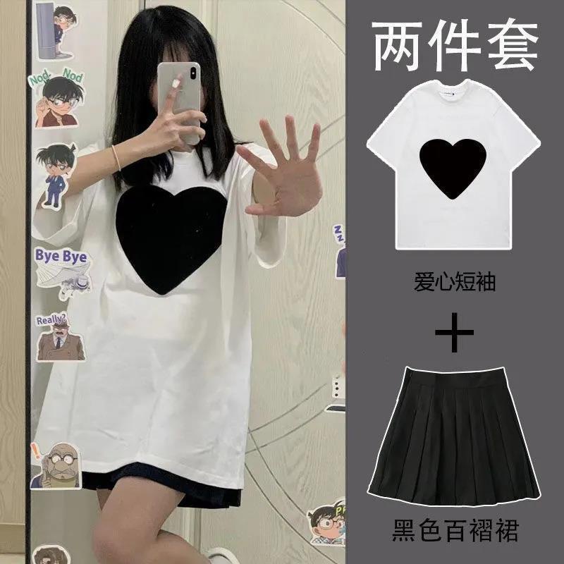 Bộ áo thun ngắn tay hình trái tim + chân váy xếp ly thời trang dành cho nữ