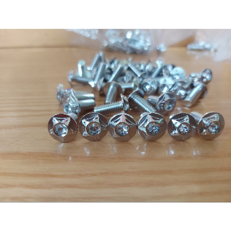 Ốc 6li1 6li15 6li2 Salaya gắn dàn áo ốp pô