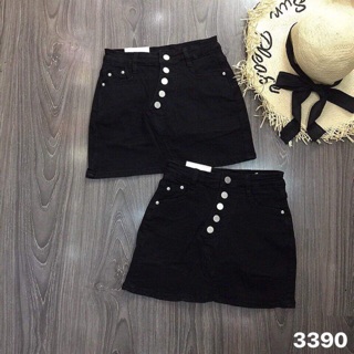 Chân váy A nút trước