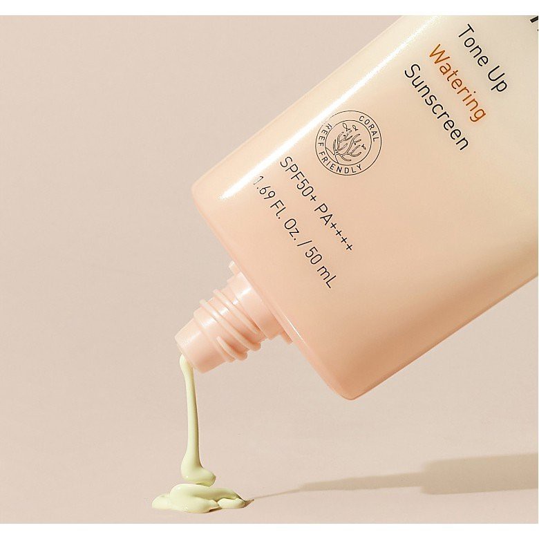 kem chống nắng innisfree Tone Up Watering Sunscreen SPF50+/PA++++ 50ml giúp nâng tông, dưỡng ẩm da