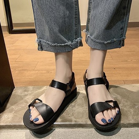Sandal nữ dáng basic đế cao su siêu bền siêu êm D157