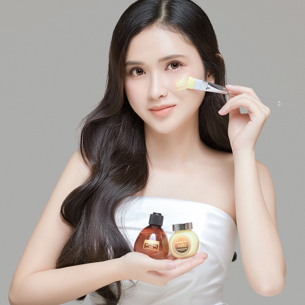 Tinh Nghệ Mật N'store Chiết Xuất Nghệ, Mật Ong, Sữa Non Giúp Trắng Da, Mờ Thâm Nám, Thâm Mụn Tặng Kèm Cọ - LAI'S STORE