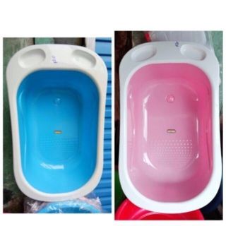 Chậu tắm cho bé có van xả