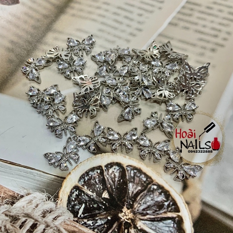 Charm bướm đá cao cấp