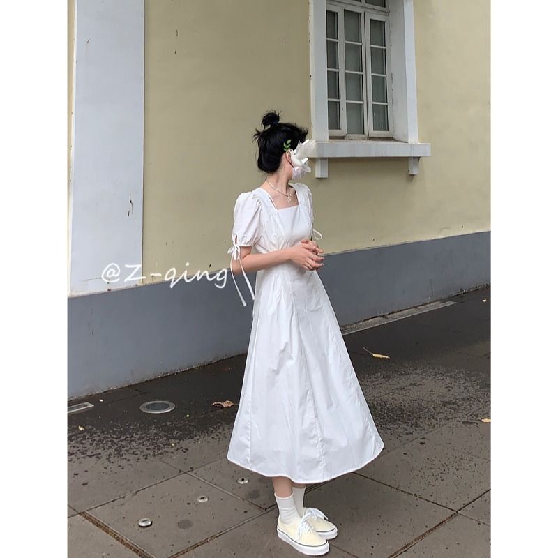 Đầm tay phồng cổ vuông form ôm phong cách Pháp