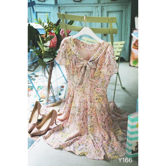 Váy hoa dáng xòe Y166