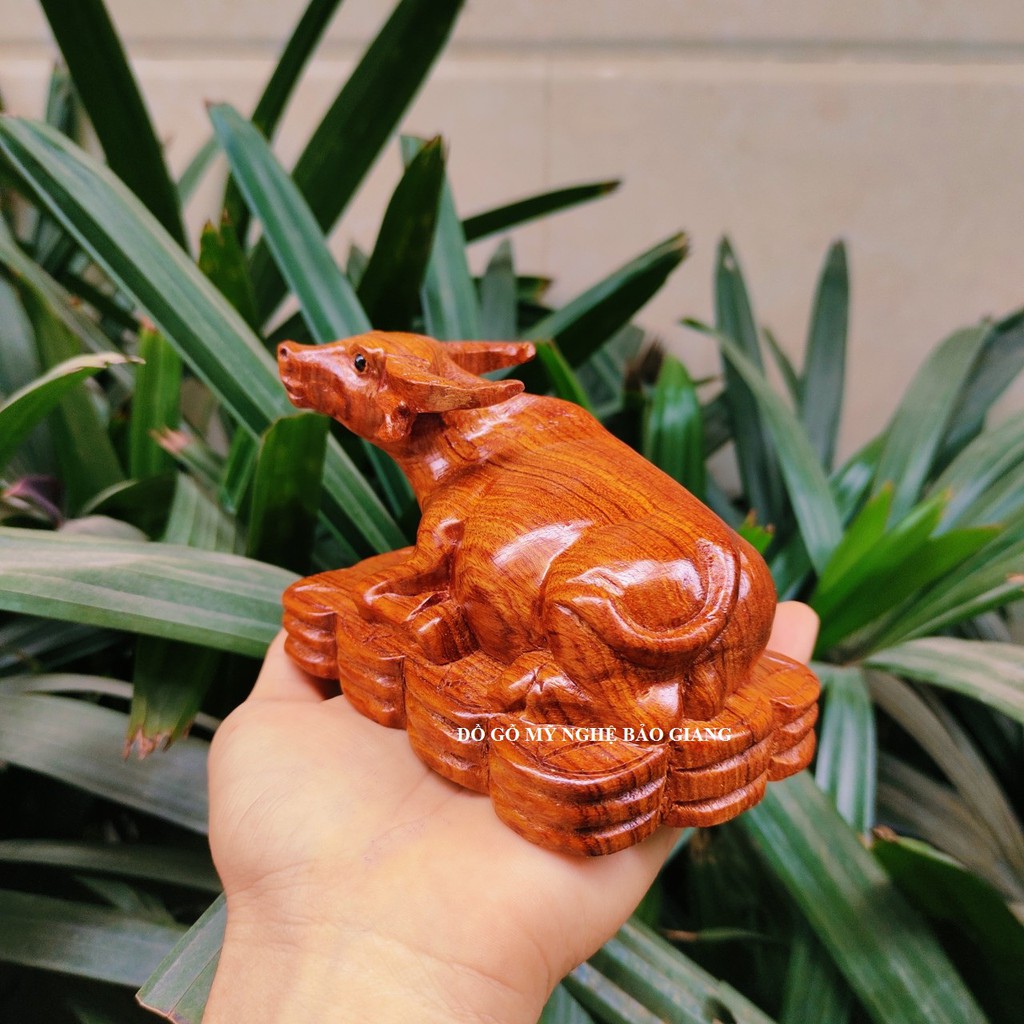 Tượng con trâu gỗ hương 12 cm