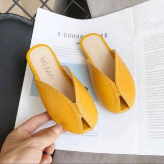 Sục bé gái siêu xinh