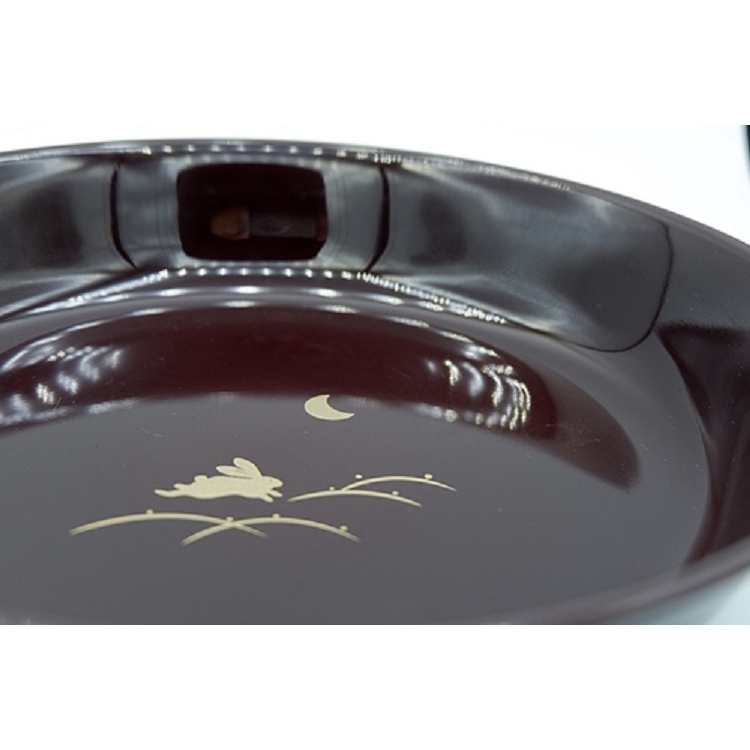 Daiso Khay sơn mài Yamanaka hoa văn thỏ đen 21cm