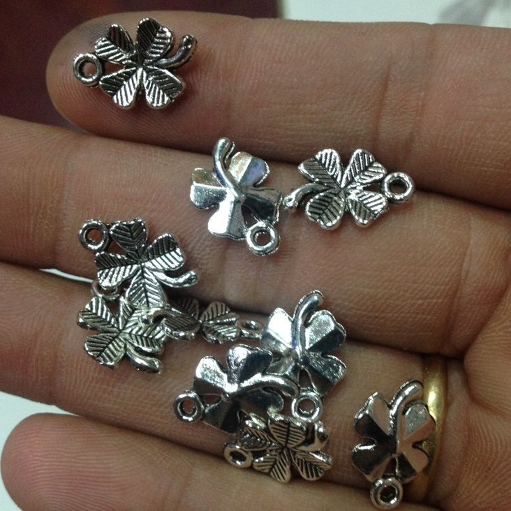 nguyên liệu charm cỏ 4 lá 25k / 50 gram / 1 gói [ Nguyên Liệu , Phụ Kiện ]