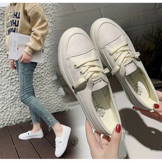 Giày sục bít mũi thể thao