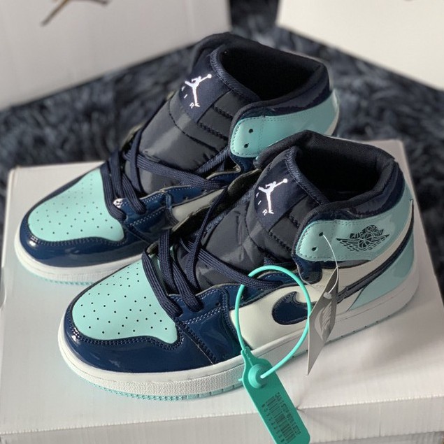 Giày Air Jordan 1 High UNC Patent | BigBuy360 - bigbuy360.vn