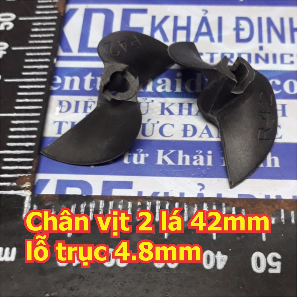 chân vịt tàu thủy mô hình 2 lá, 2 cánh màu đen nhựa cứng (bộ 2 cánh thuận nghịch) 42mm, lỗ trục 4.8mm kde5472