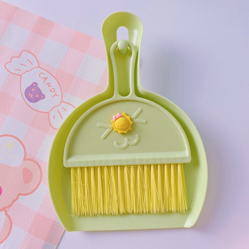 Bộ chổi và xẻng hót rác mini vệ sinh nhà cửa, máy tính, bàn làm việc văn phòng tiện lợi kèm sticker