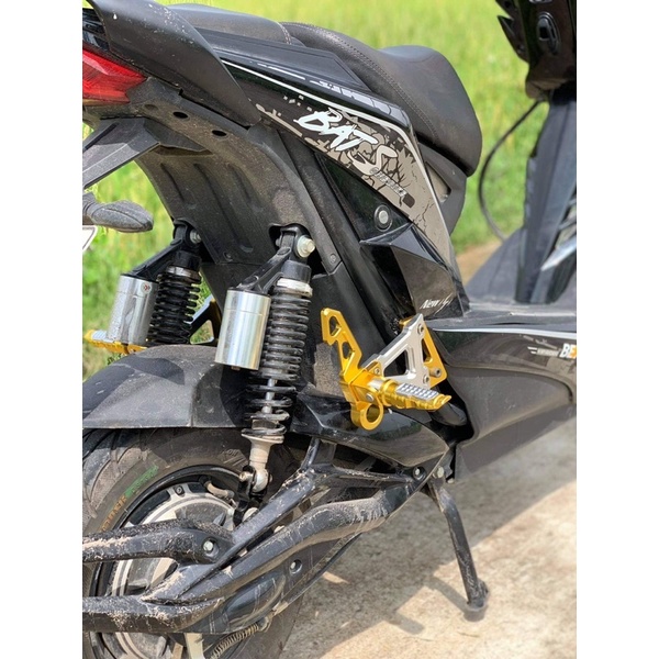 Gác chân biker cho các loại xe ex135, ex150 xe điện xmen vừ các loại xe khác.