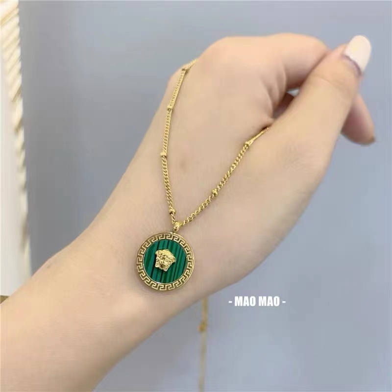 Medusa Avatar Vòng Cổ Ngắn Mặt Đồng Xu Màu Trắng Nhạt Phong Cách Hip Hop Đường Phố Hip Hop Thời Trang Cao Cấp