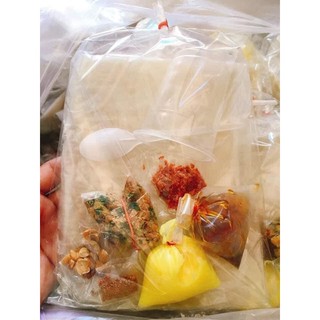 bánh tráng xốt bơ me