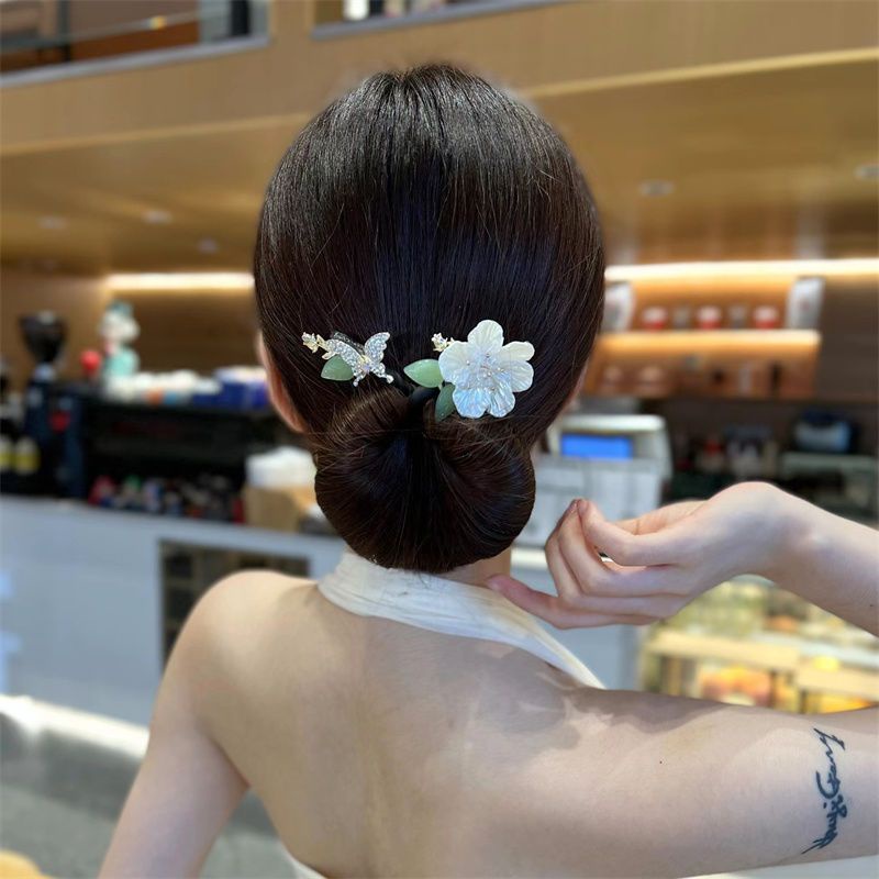 Dụng Cụ Làm Vườn Đầu Bóng Tròn Màu Xanh Lá Cây Trong Suốt Cao Cấp