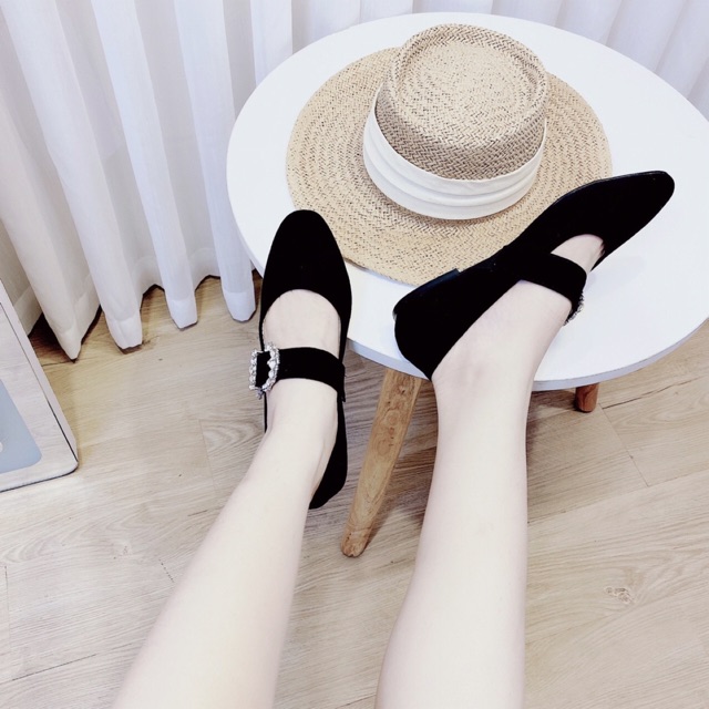 Giầy bệt khoá cạnh sang chảnh
